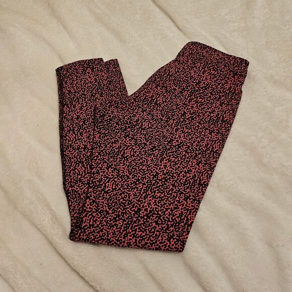 Women’s Nike Leg-A-See Leggings Size M Animal Print Pink Black - Picture 5 of 5